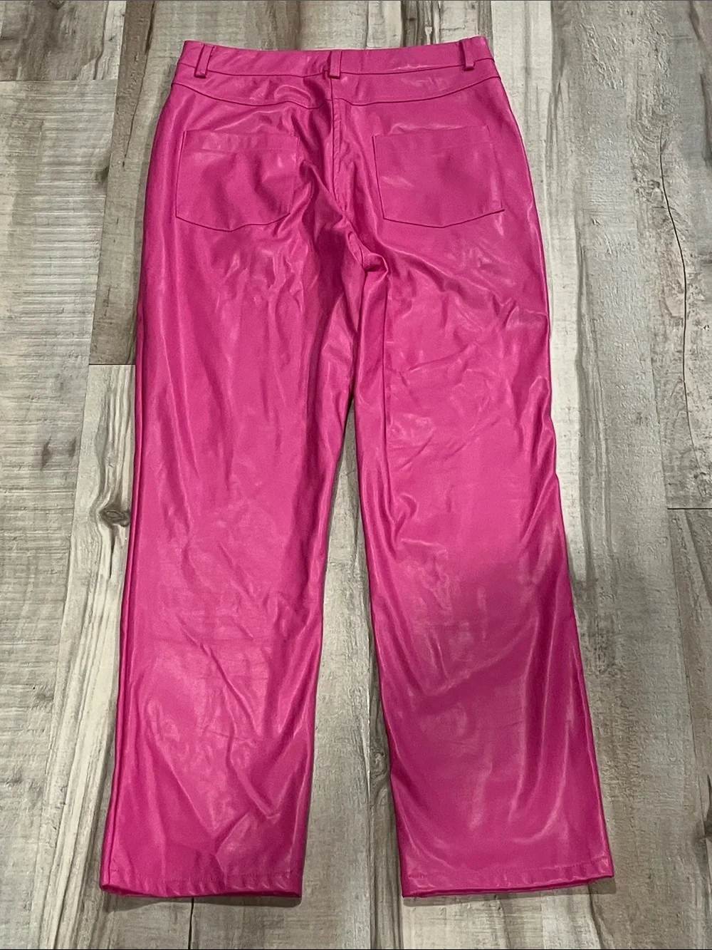 Fashion Nova eye catching